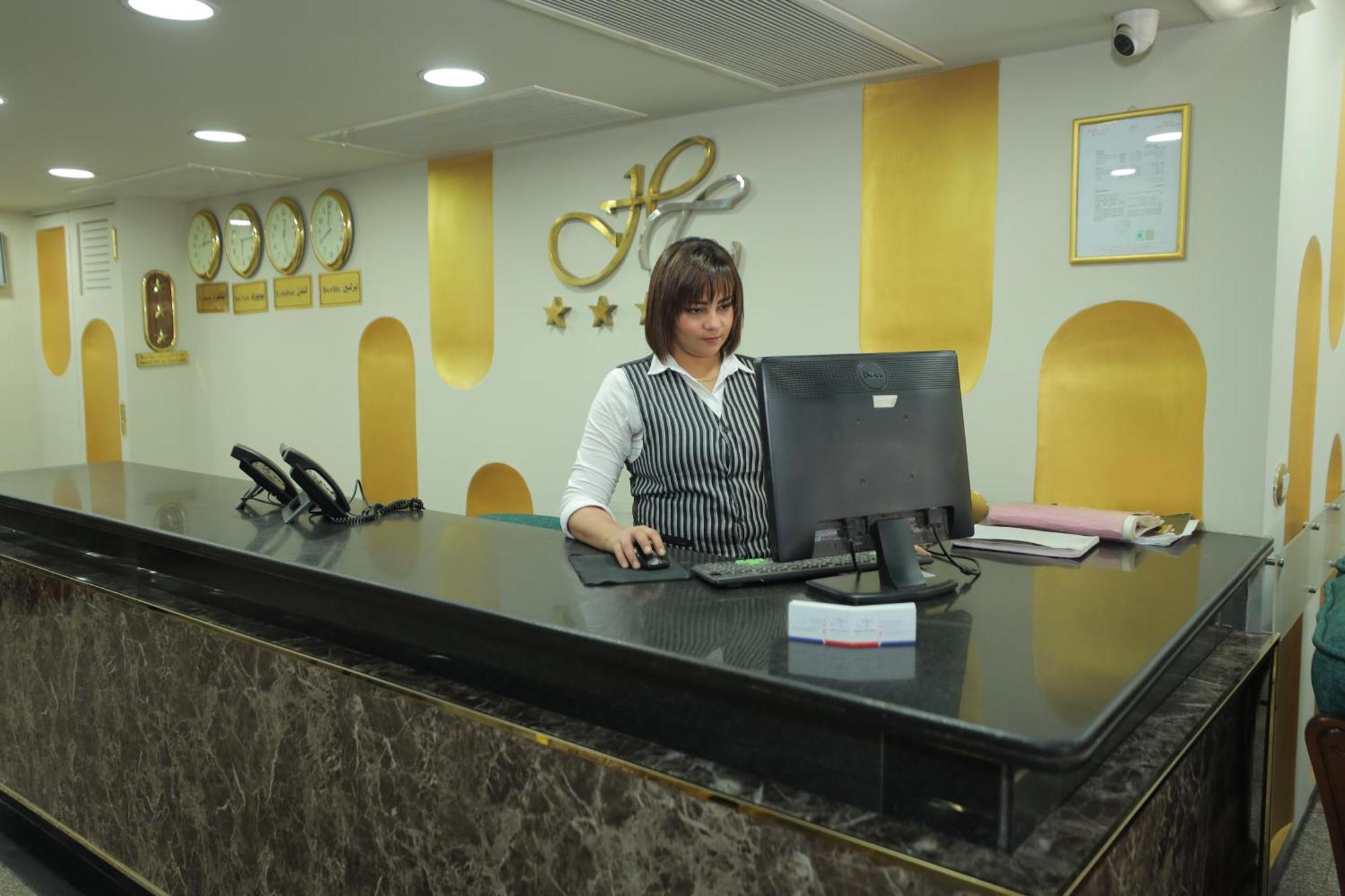 Hotel Happy 3*